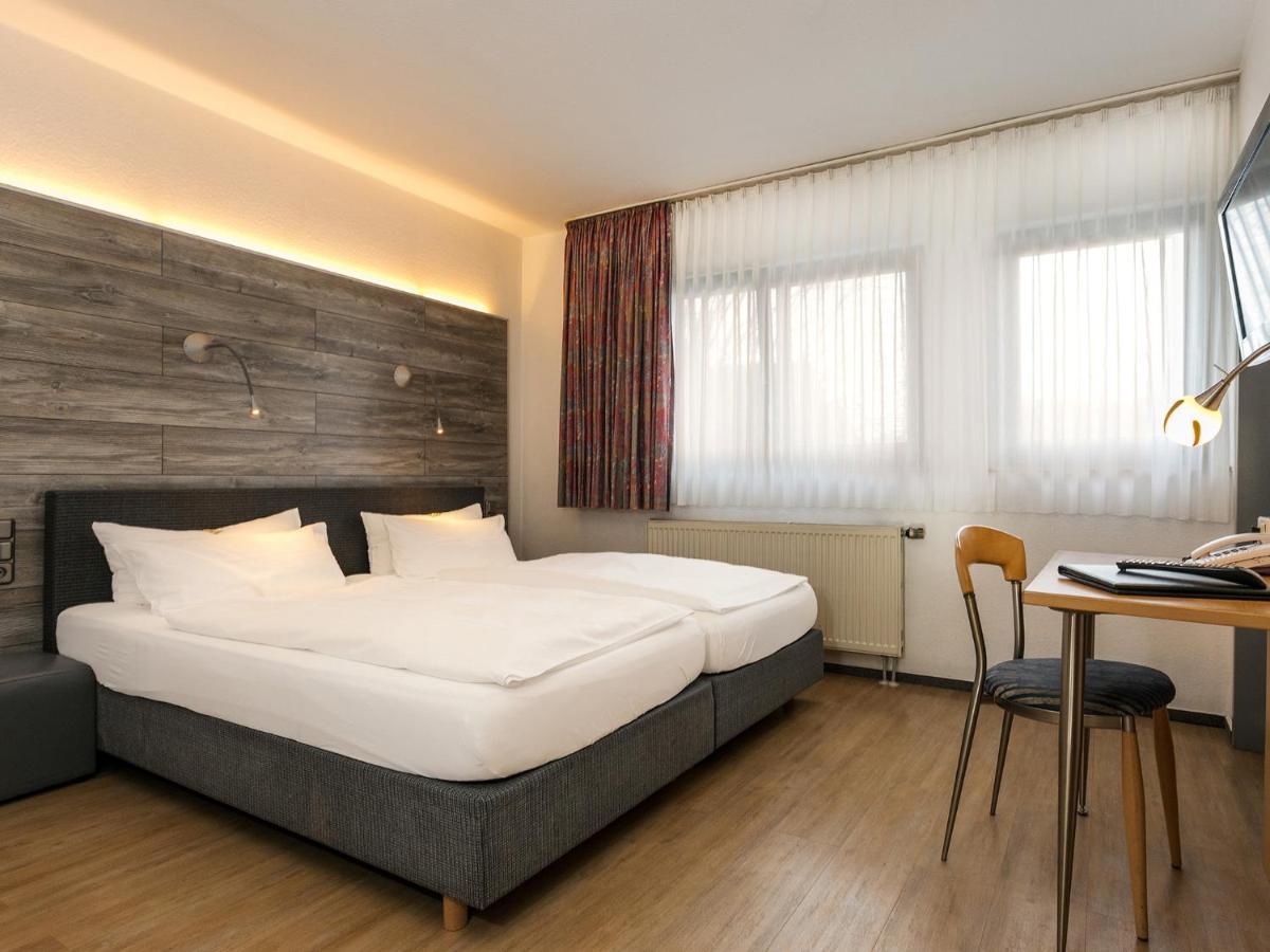 Hotel & Wirtshaus Hansen Bergisch Gladbach Kültér fotó