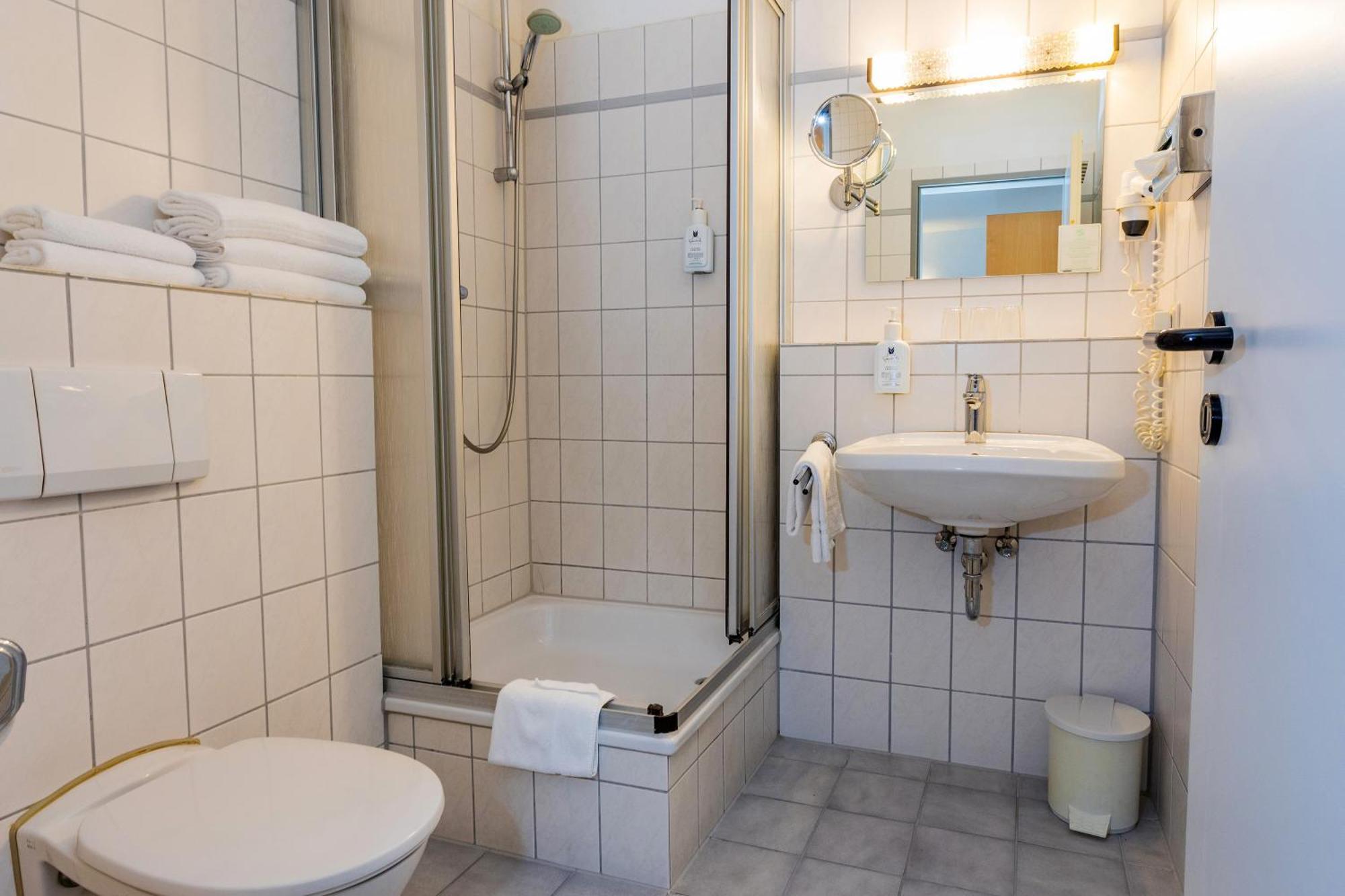 Hotel & Wirtshaus Hansen Bergisch Gladbach Kültér fotó