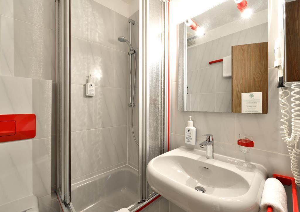 Hotel & Wirtshaus Hansen Bergisch Gladbach Kültér fotó