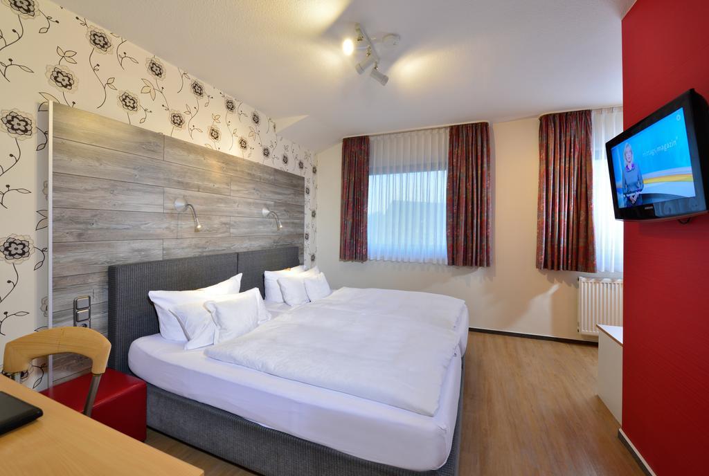 Hotel & Wirtshaus Hansen Bergisch Gladbach Kültér fotó