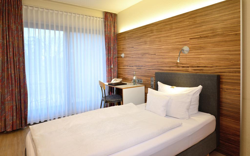 Hotel & Wirtshaus Hansen Bergisch Gladbach Kültér fotó